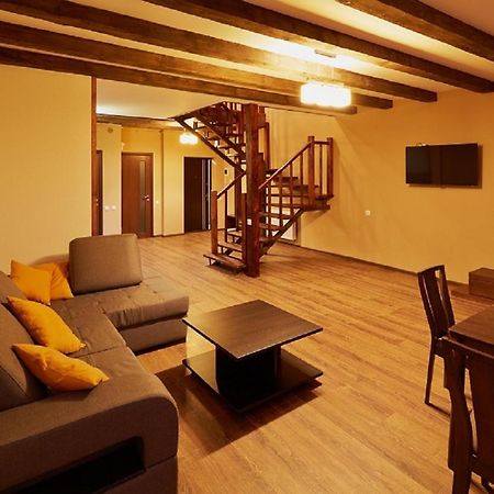 Apartment On Lychakivska Лвив Екстериор снимка